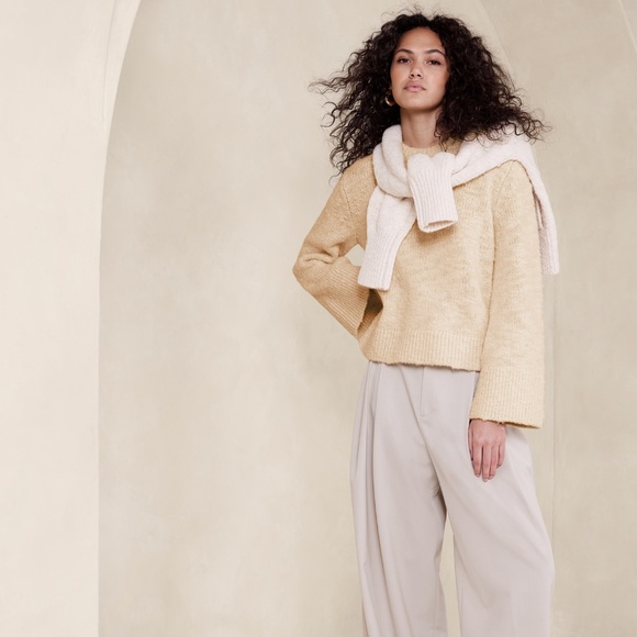 New! BANANA REPUBLIC Flared Sleeve Soft Wool Sweater in Cream White, Size XL - Picture 3 of 6